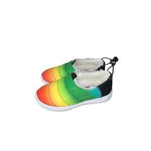 Tundra Boots Kids Lites Shoes Rainbow Stripes, Fleece Lined With Bungie Size 12M